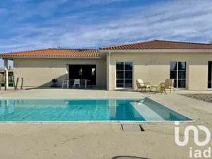 Traditional house at Belin-Béliet (33830)