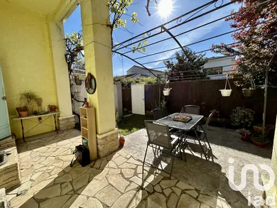 Apartment in Frontignan (34110)
