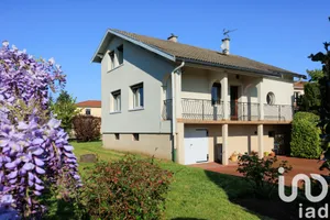 Traditional house at Craponne (69290)