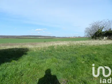 Building plot in Le Plessis aux Bois (77165)
