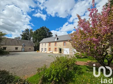 House at Le Mesnil-Aubert (50510)