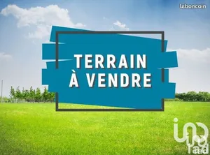 Building plot at Le Plessis aux Bois (77165)