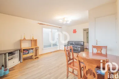 Apartment at Bobigny (93000) — 3/9