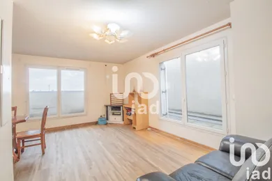 Apartment at Bobigny (93000)
