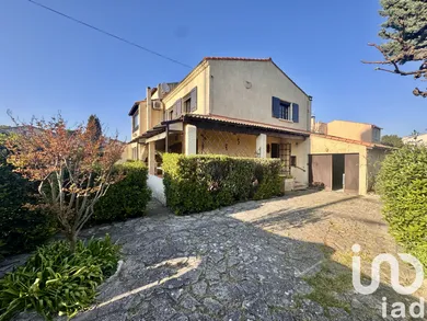 Traditional house at Marguerittes (30320)