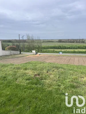 Terrain à Charron (17230)