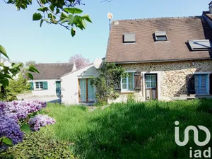 House at Argentières (77390)
