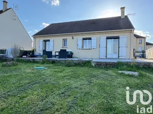 Traditional house at Abbéville-la-Rivière (91150)