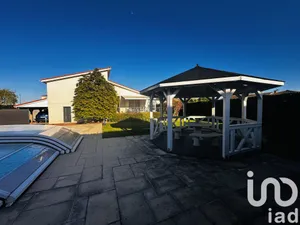 Maison à Saint-Cyprien (42160)