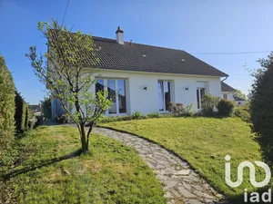 Maison traditionnelle à Montval-sur-Loir (72500)