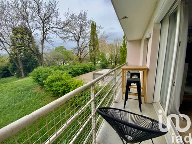 Apartment at Sens (89100)