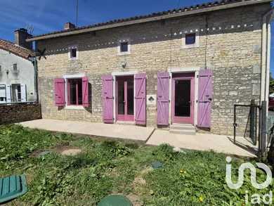 Village house at Surin (86250)