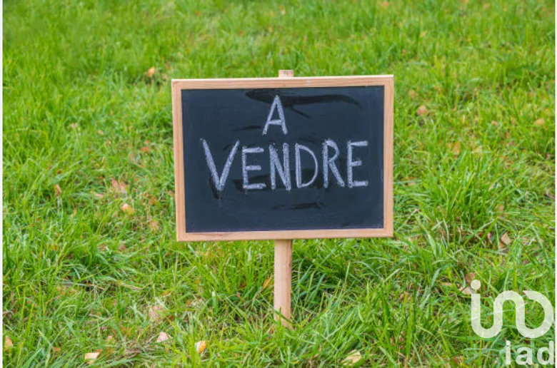 Terrain 953 m² · à Razès · 953 m² · 35 000 €