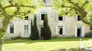 Château à Monein (64360)