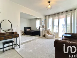 Apartment at Livry-Gargan (93190)