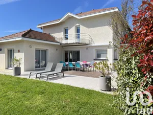 Maison à La Buisse (38500)
