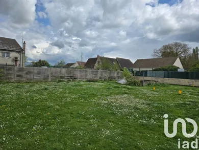 Building plot at Crépy-en-Valois (60800)
