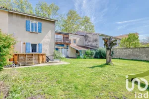 House at Feyzin (69320)