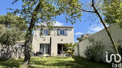 Maison traditionnelle à Mazan (84380)