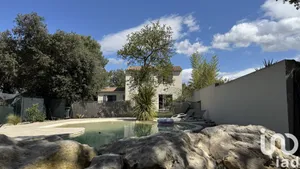 Maison traditionnelle à Mazan (84380)