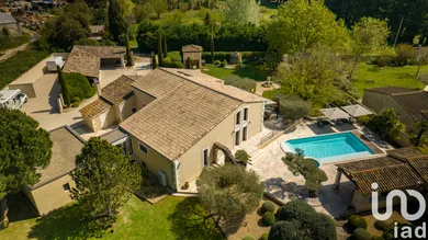 Bastide à Châteaurenard (13160)