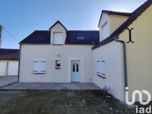 Traditional house at Chaingy (45380)