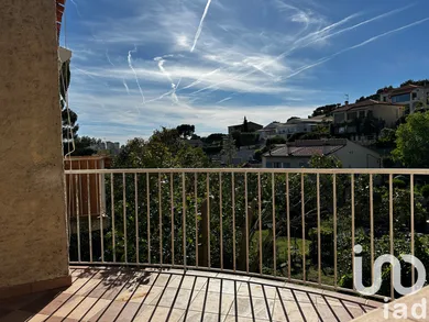 Appartement à Cassis (13260)