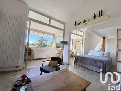 Apartment in Saint-Raphaël (83700)