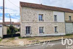 Maison à Breuil-Bois-Robert (78930)