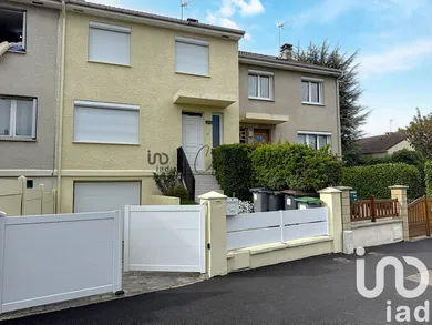 Maison à Ecquevilly (78920)