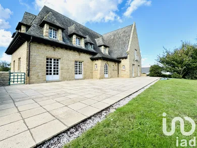 Domain at Melesse (35520)