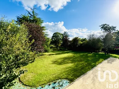 Domain at Melesse (35520)