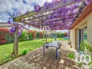 House at Malafretaz (01340)