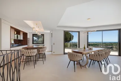 Maison d'architecte à Mandelieu-la-Napoule (06210)