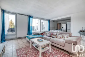 Apartment at Villepinte (93420)