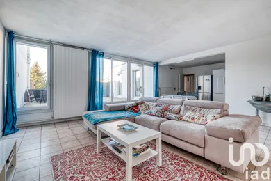 Apartment at Villepinte (93420)