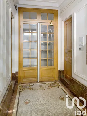 Apartment in Paris (75012)