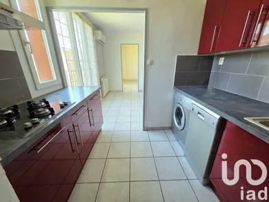 Appartement à Bagnols-sur-Cèze (30200)