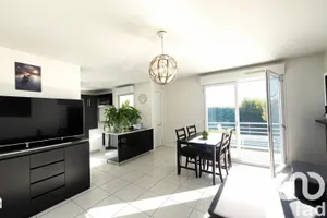 Apartment at Saint-Germain-lès-Corbeil (91250)