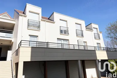 Apartment at Saint-Germain-lès-Corbeil (91250)