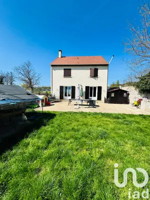 Maison traditionnelle à Montereau-Fault-Yonne (77130)