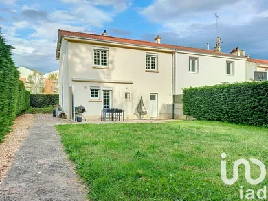 House at Trémentines (49340)