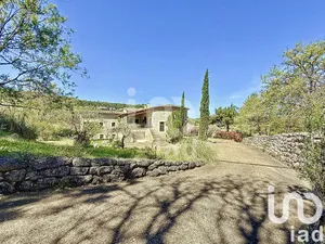 Mas à Goult (84220)