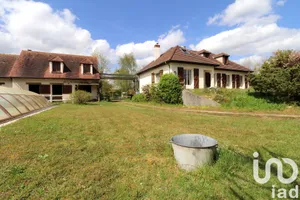 Maison traditionnelle à Chevillon-sur-Huillard (45700)