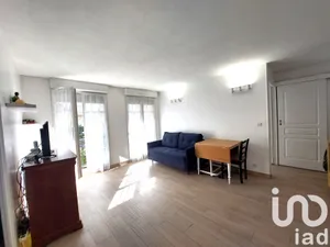Apartment at Bussy-Saint-Georges (77600)