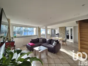 Maison de village à Ozouer-le-Voulgis (77390)