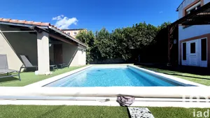 Traditional house at L'Isle-sur-la-Sorgue (84800)
