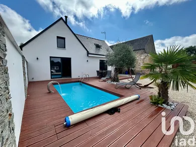 Maison à La Breille-les-Pins (49390)
