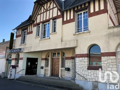 Immeuble à Lisieux (14100)