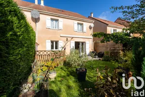 Maison à Villeneuve-le-Comte (77174)